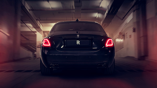 ആഡംബരത്തിന്റെ അവസാന വാക്ക്! Black Badge Ghost ഇന്ത്യയില്‍ അവതരിപ്പിച്ച് Rolls Royce