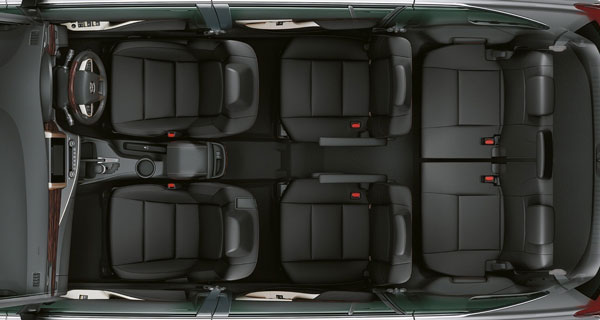 ഇന്നോവ ക്രിസ്റ്റ ഇനി 'Innova HYCROSS' മൂന്നാംതലമുറയിൽ പേര് മാറ്റത്തിനൊരുങ്ങി Toyota