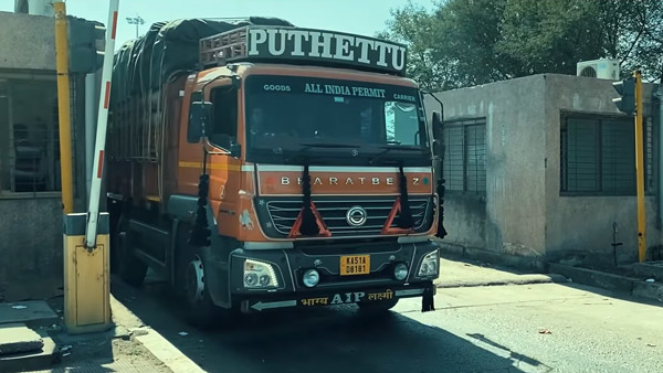 കാറിൽ അല്ല ലോറിയിൽ! കേരളത്തിൽ നിന്ന് കശ്മീർ വരെ ട്രക്ക് ഓടിച്ച് ഒരു കോട്ടയംകാരി