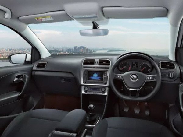 Polo-യുടെ ഓട്ടത്തിന് സഡന്‍ ബ്രേക്കിട്ട് Volkswagen; ലെജന്‍ഡ് എഡിഷന്‍ വിപണിയില്‍, വില 10.25 ലക്ഷം രൂപ