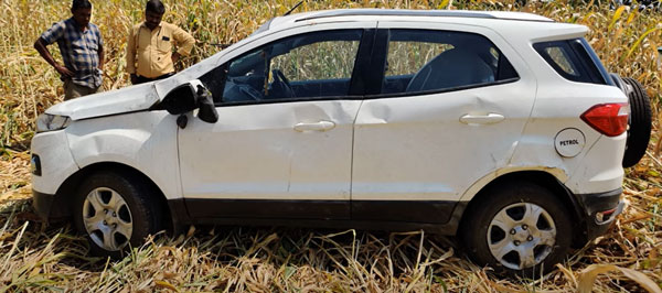 അപകടത്തിൽ നിന്ന് രക്ഷിച്ച Ford Ecosport -ന്റെ ബിൾഡ് ക്വാളിറ്റിയിൽ സന്തുഷ്ടനായി വീണ്ടും അതേ മോഡൽ കരസ്ഥമാക്കി കാർ ഉടമ