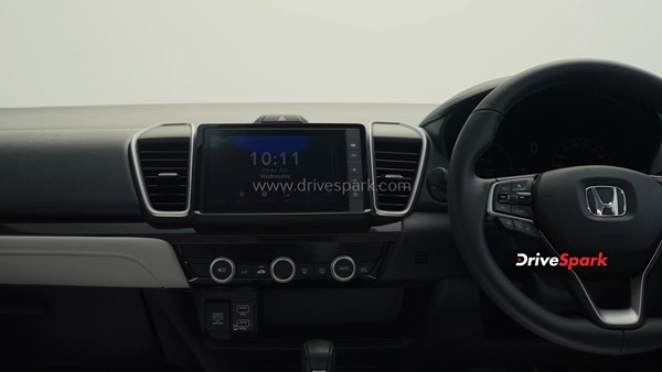 ഹൈബ്രിഡ് സാങ്കേതികവിദ്യയുമായി പുത്തൻ Honda City, റിവ്യൂ വിശേഷങ്ങൾ അറിയാം