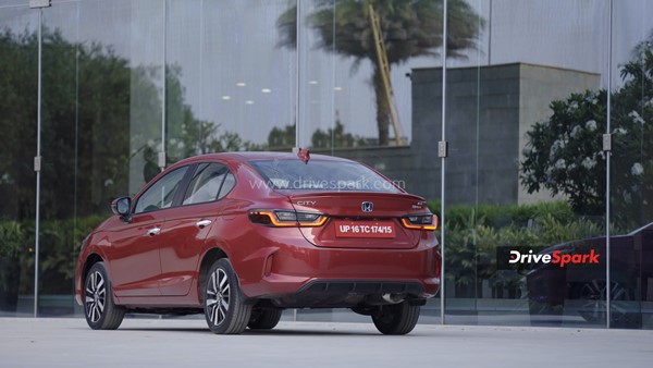 ഹൈബ്രിഡ് സാങ്കേതികവിദ്യയുമായി പുത്തൻ Honda City, റിവ്യൂ വിശേഷങ്ങൾ അറിയാം