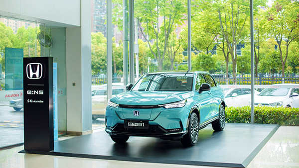 HR-V മോഡൽ ഡിസൈനിൽ രണ്ട് പുത്തൻ ഇവികൾ അവതരിപ്പിച്ച് Honda