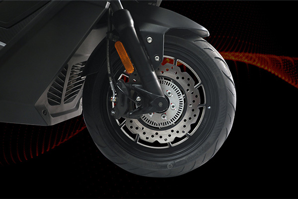 Keeway -യുടെ പുത്തൻ Vieste 300 മാക്‌സി സ്‌കൂട്ടറിന്റെ പ്രധാന ഹൈലൈറ്റുകൾ