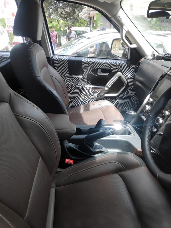 പുത്തൻ Mahindra Scorpio N-ന്റെ സീറ്റിംഗ് അറേഞ്ച്മെന്റ് വെളിപ്പെടുത്തി സ്പൈ ചിത്രങ്ങൾ