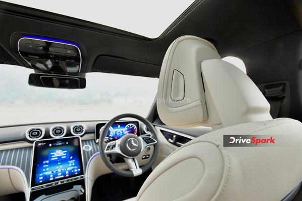 2022 C-ക്ലാസ് ഇന്ത്യയിൽ അവതരിപ്പിച്ച് Mercedes Benz; 55 ലക്ഷം രൂപ പ്രാരംഭ എക്സ്-ഷോറൂം വില