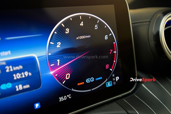 മുമ്പത്തേക്കാൾ കേമൻ! 2022 Mercedes Benz C-Class -ന്റെ റിവ്യൂ വിശേഷങ്ങൾ