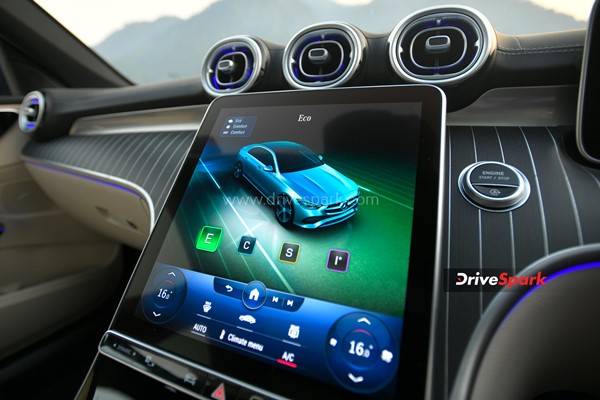 മുമ്പത്തേക്കാൾ കേമൻ! 2022 Mercedes Benz C-Class -ന്റെ റിവ്യൂ വിശേഷങ്ങൾ