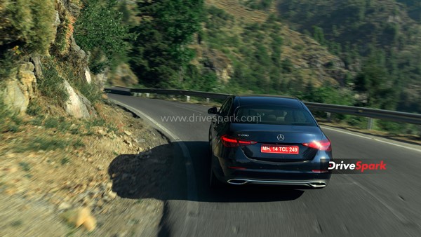 മുമ്പത്തേക്കാൾ കേമൻ! 2022 Mercedes Benz C-Class -ന്റെ റിവ്യൂ വിശേഷങ്ങൾ