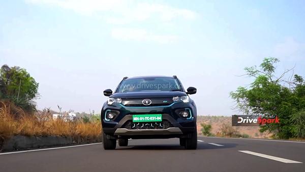 കൂടുതൽ റേഞ്ചും പെർഫോമൻസും, അറിയാം പുതിയ Nexon EV Max മോഡലിന്റെ റിവ്യൂ വിശേഷങ്ങൾ