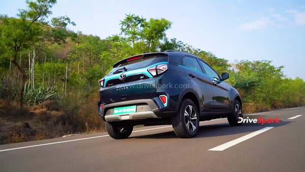 കൂടുതൽ റേഞ്ചും പെർഫോമൻസും, അറിയാം പുതിയ Nexon EV Max മോഡലിന്റെ റിവ്യൂ വിശേഷങ്ങൾ