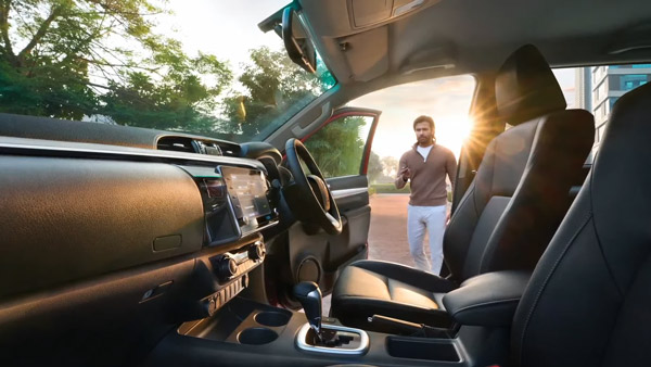 ഏറെ നാളത്തെ കാത്തിരിപ്പിനൊടുവിൽ Hilux പിക്ക്-അപ്പ് ട്രക്കിന്റെ ഡെലിവറികൾ ആരംഭിച്ച് Toyota