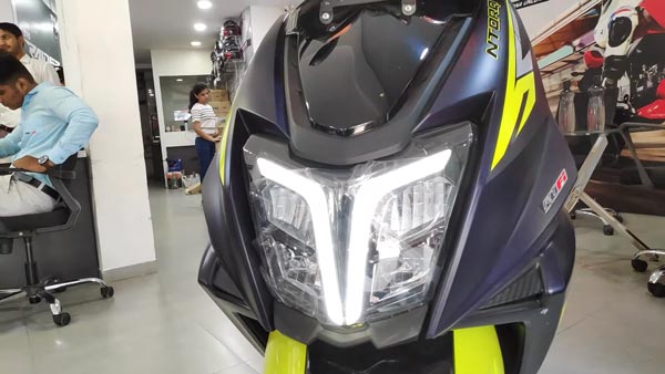 TVS Ntorq 125 XT അടുത്തറിയാം; ഫസ്റ്റ് ലുക്ക് വോക്ക്എറൗണ്ട് വീഡിയോ ഇതാ TVS Ntorq 125 XT അടുത്തറിയാം; ഫസ്റ്റ് ലുക്ക് വോക്ക്എറൗണ്ട് വീഡിയോ ഇതാ