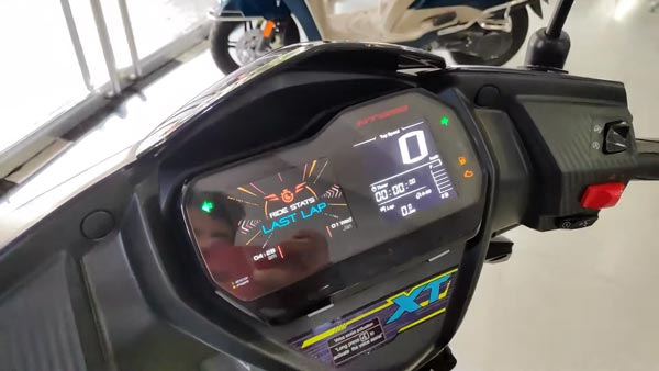 TVS Ntorq 125 XT അടുത്തറിയാം; ഫസ്റ്റ് ലുക്ക് വോക്ക്എറൗണ്ട് വീഡിയോ ഇതാ TVS Ntorq 125 XT അടുത്തറിയാം; ഫസ്റ്റ് ലുക്ക് വോക്ക്എറൗണ്ട് വീഡിയോ ഇതാ