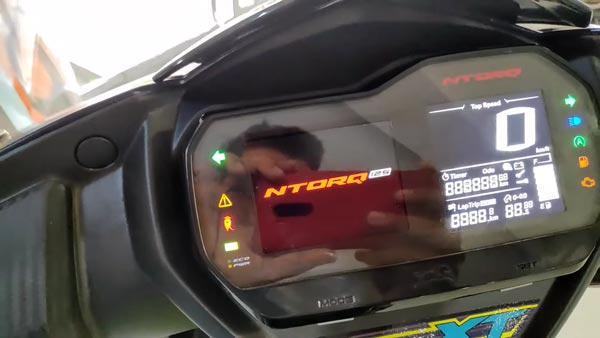 TVS Ntorq 125 XT അടുത്തറിയാം; ഫസ്റ്റ് ലുക്ക് വോക്ക്എറൗണ്ട് വീഡിയോ ഇതാ TVS Ntorq 125 XT അടുത്തറിയാം; ഫസ്റ്റ് ലുക്ക് വോക്ക്എറൗണ്ട് വീഡിയോ ഇതാ