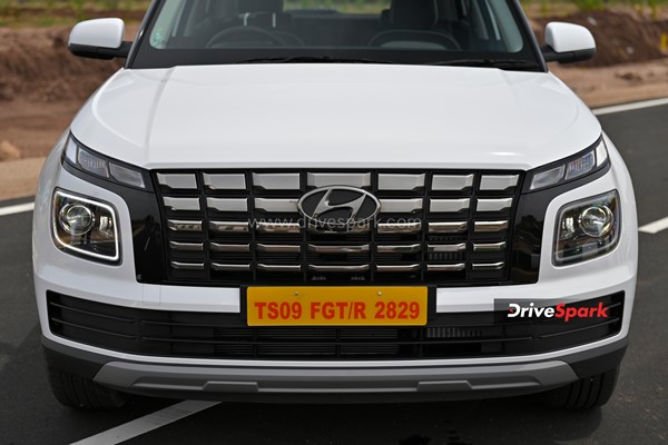 2022 Hyundai Venue വേറേ ലെവലാണ്; റിവ്യൂ വിശേഷങ്ങള്‍ ഇതാ