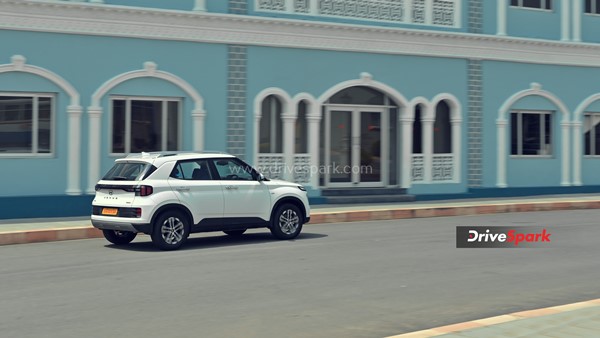 2022 Hyundai Venue വേറേ ലെവലാണ്; റിവ്യൂ വിശേഷങ്ങള്‍ ഇതാ