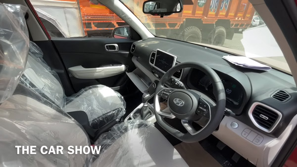 അപ്പ്ഡേറ്റുകൾക്കൊപ്പം അകവും പുറവും ഇങ്ങനെ; അവതരണത്തിന് മുമ്പ് 2022 Hyundai Venue വോക്ക്എറൗണ്ട് വീഡിയോ