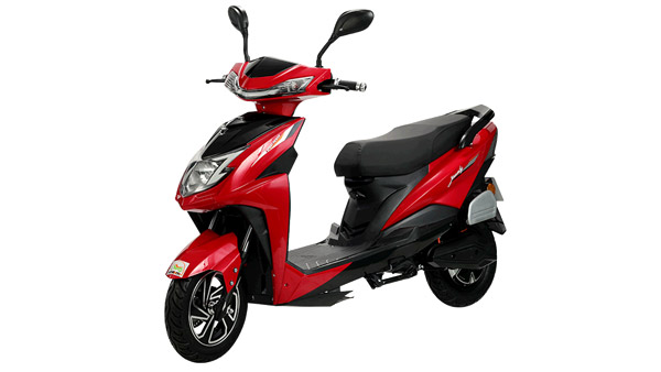 ഇലക്‌ട്രിക് സ്‌കൂട്ടറുകളിൽ പരമാവധി റേഞ്ച് നേടണോ? ഇക്കാര്യങ്ങൾ പിന്തുടരാം