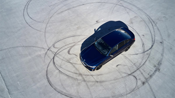 M340i മോഡലിന് '50 ജഹ്രെ എഡിഷന്‍' സമ്മാനിച്ച് BMW; വില 68.90 ലക്ഷം രൂപ