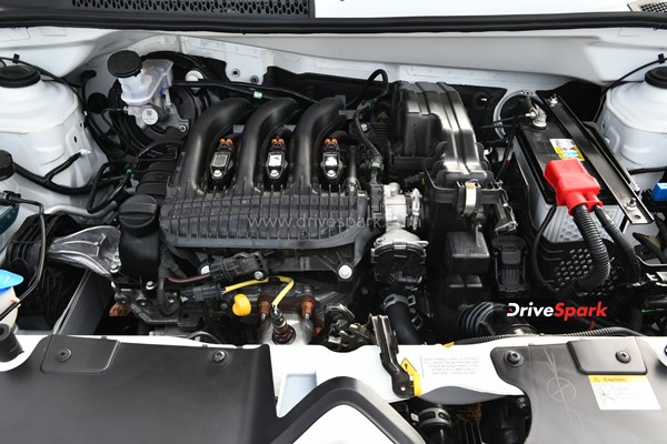 കംഫർട്ടബിൾ & സ്മൂത്ത്! സിട്രൺ C3 -യുടെ റിവ്യൂ വിശേഷങ്ങൾ