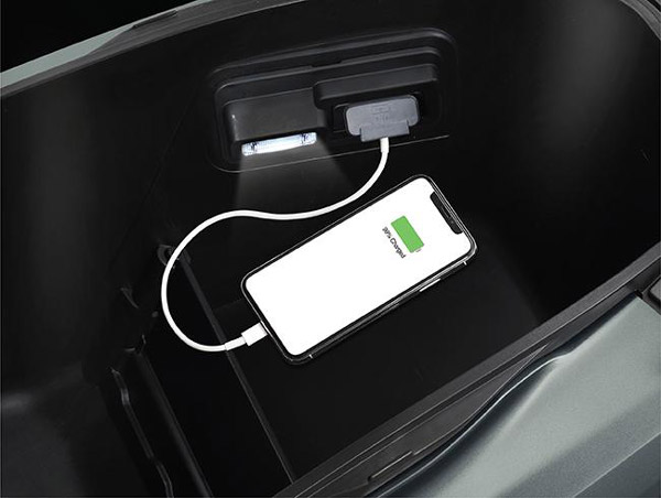 പരിഷ്കരണങ്ങളോടെ ആറാം തലമുറ Airblade 160 മാക്സി സ്കൂട്ടർ അവതരിപ്പിച്ച് Honda പരിഷ്കരണങ്ങളോടെ ആറാം തലമുറ Airblade 160 മാക്സി സ്കൂട്ടർ അവതരിപ്പിച്ച് Honda