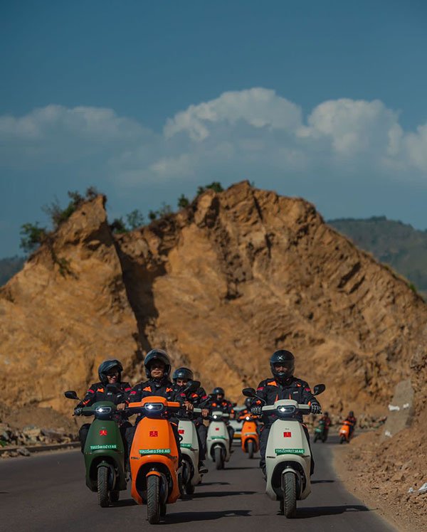 ഹിമാലയത്തിൽ ഇന്ത്യൻ സൈന്യത്തിനൊപ്പം S1 പ്രോ, റാലി സംഘടിപ്പിച്ച് Ola Electric