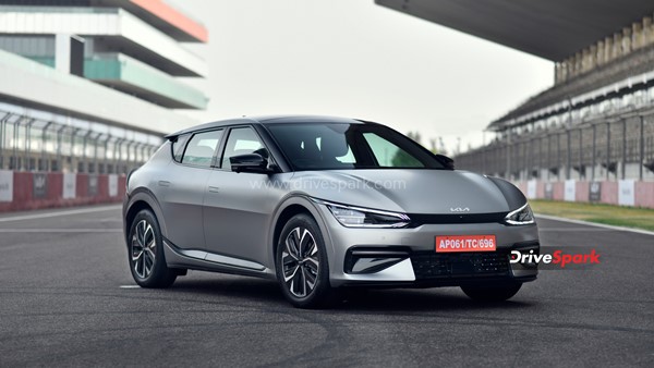 EV6 ഇലക്ട്രിക് കാർ ഇന്ത്യയിൽ പുറത്തിറക്കി Kia, പ്രാരംഭ വില 59.95 ലക്ഷം രൂപ 