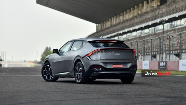 EV6 ഇലക്ട്രിക് കാർ ഇന്ത്യയിൽ പുറത്തിറക്കി Kia, പ്രാരംഭ വില 59.95 ലക്ഷം രൂപ 