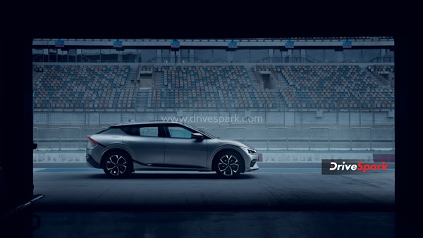 EV6 ഇലക്ട്രിക് കാർ ഇന്ത്യയിൽ പുറത്തിറക്കി Kia, പ്രാരംഭ വില 59.95 ലക്ഷം രൂപ 
