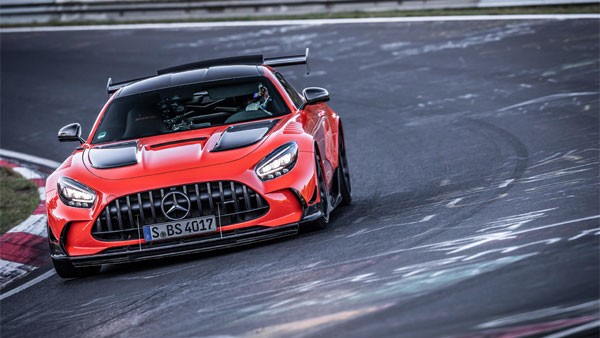 വില 5.50 കോടി രൂപ, AMG GT ബ്ലാക്ക് സീരീസ് ഇന്ത്യൻ വിപണിയിൽ എത്തിച്ച് Mercedes