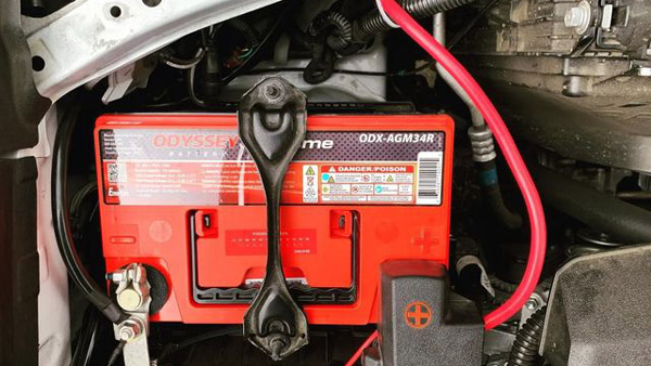 എന്താണ് ജമ്പ്-സ്റ്റാർട്ടിംഗ് കിറ്റുകളുടെ പ്രസക്തി? മികച്ചത് ഏതെല്ലാമെന്ന് അറിയാം