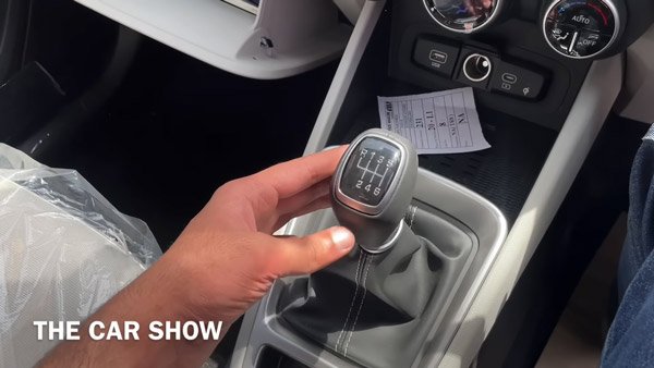 2022 Hyundai Venue; വേരിയന്റ് തിരിച്ചുള്ള സവിശേഷതകള്‍ ഇങ്ങനെ