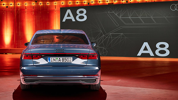 നവീകരണങ്ങളോടെ 2022 A8L എത്തുന്നു; അവതരണം നാളെയെന്ന് Audi