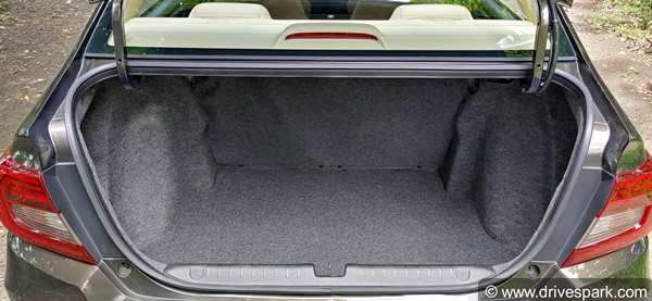  Honda Amaze മികച്ച ഫാമിലി കാർ; കാരണങ്ങൾ ഇവയാണ്