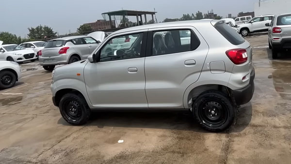 2022 Maruti S-Presso VXI+ വേരിയന്റിനെ പരിചയപ്പെടാം; വോക്ക്എറൗണ്ട് വീഡിയോ ഇവിടുണ്ട്