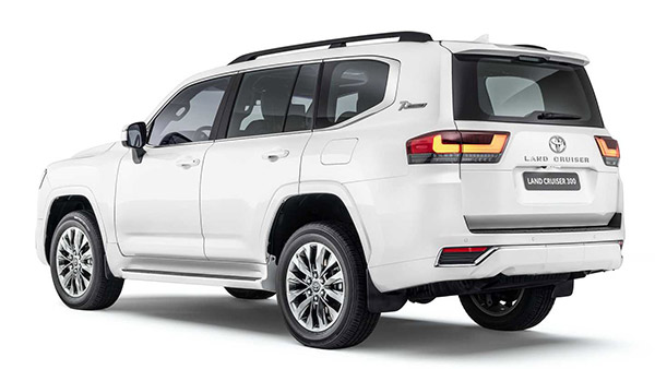 പരീക്ഷണയോട്ടവുമായി Toyota Land Cruiser LC300; കൂടുതല്‍ വിവരങ്ങള്‍ ഇതാ