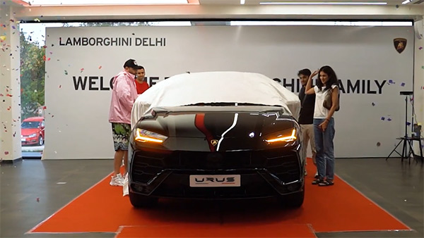 ഒന്നിൽ നിർത്തിയില്ല, രണ്ടാമതും ഒരു Lamborghini Urus വാങ്ങി സെലിബ്രിറ്റി ഗായകൻ ബാദ്ഷാ