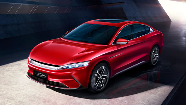 TESLA യ്ക്ക് അടി തെറ്റിയോ? ഏറ്റവും വലിയ ഇലക്ട്രിക് വാഹന നിർമ്മാതാക്കളായി BYD