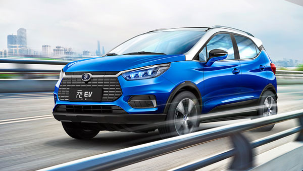 TESLA യ്ക്ക് അടി തെറ്റിയോ? ഏറ്റവും വലിയ ഇലക്ട്രിക് വാഹന നിർമ്മാതാക്കളായി BYD