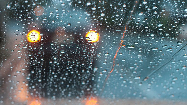 ഹസാര്‍ഡ് ലൈറ്റുകളുടെ ഉപയോഗം എന്ത്?, ശരിയായി ഉപയോഗിക്കുന്നത് എങ്ങനെ; കൂടുതല്‍ കാര്യങ്ങള്‍ ഇതാ