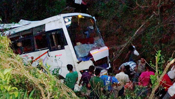 മരണത്തിൻ്റെ താഴ്വരയായി ഹിമാചൽ പ്രദേശ്; വേണം ജീവൻ്റെ വിലയുളള ജാഗ്രത