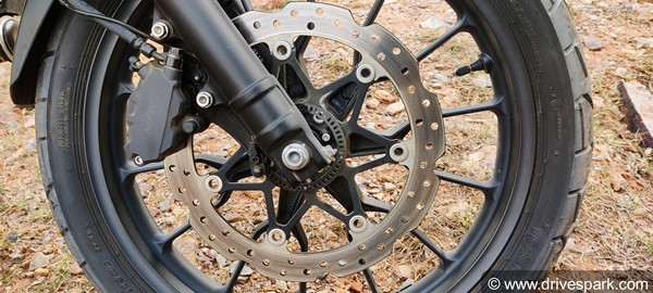 ഇവനും സൂപ്പർസ്റ്റാർ തന്നെ; താരങ്ങളിൽ താരമായി Honda CB 500X