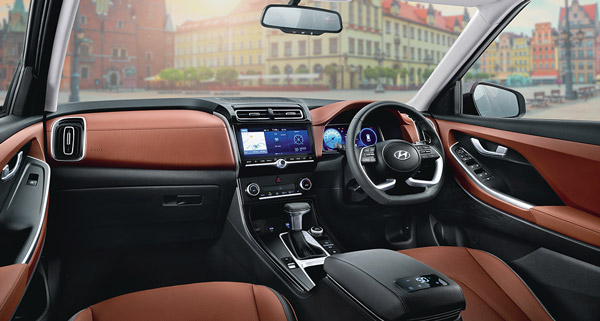 Alcazar-ന് പുതിയ ബേസ് വേരിയന്റുമായി Hyundai; വില 15.89 ലക്ഷം രൂപ