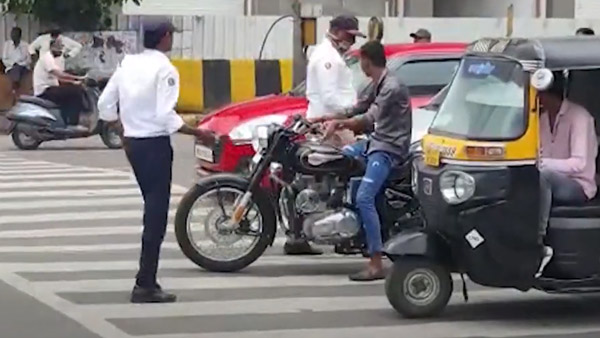 പണി വരുന്നുണ്ട് അവറാച്ചാ! അനധികൃത എക്സ്ഹോസ്റ്റ് ഉപയോഗിക്കുന്നവർക്കെതിരെ പോലീസ് കേസെടുക്കും