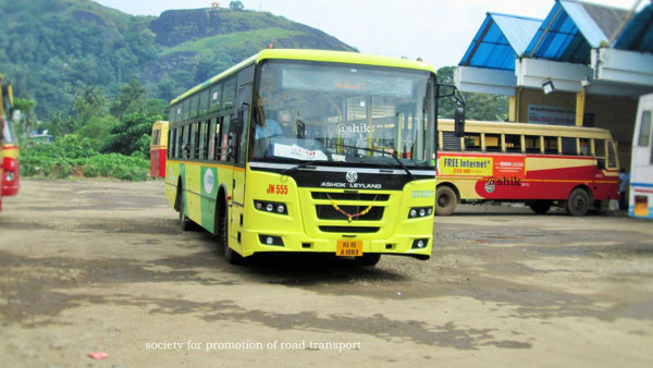 തുരുമ്പ് പിടിച്ചു കിടന്ന ആനവണ്ടികൾ ആക്രിവിലയ്ക്ക് വിറ്റു