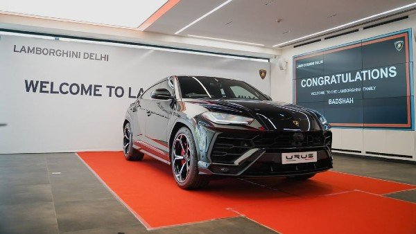 ഒന്നിൽ നിർത്തിയില്ല, രണ്ടാമതും ഒരു Lamborghini Urus വാങ്ങി സെലിബ്രിറ്റി ഗായകൻ ബാദ്ഷാ