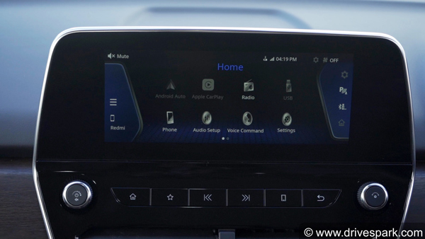 സെക്കൻഡ് ഹാൻഡ് ടാറ്റ ഹാരിയർ വാങ്ങാൻ പ്ലാനുണ്ടോ? ഗുണങ്ങളും ദോഷങ്ങളും അറിയാം