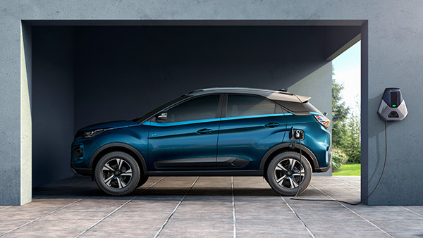 Nexon EV പ്രൈം അവതരിപ്പിച്ച് Tata; മാറ്റങ്ങളും നവീകരണങ്ങളും ഇങ്ങനെ